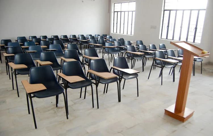 The ProNEET classroom seating, capped at 30 seats