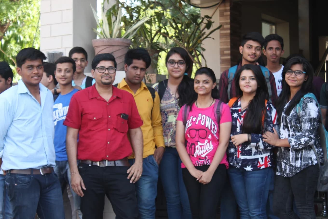 Neeraj Gupta with senior students in the institute courtyard